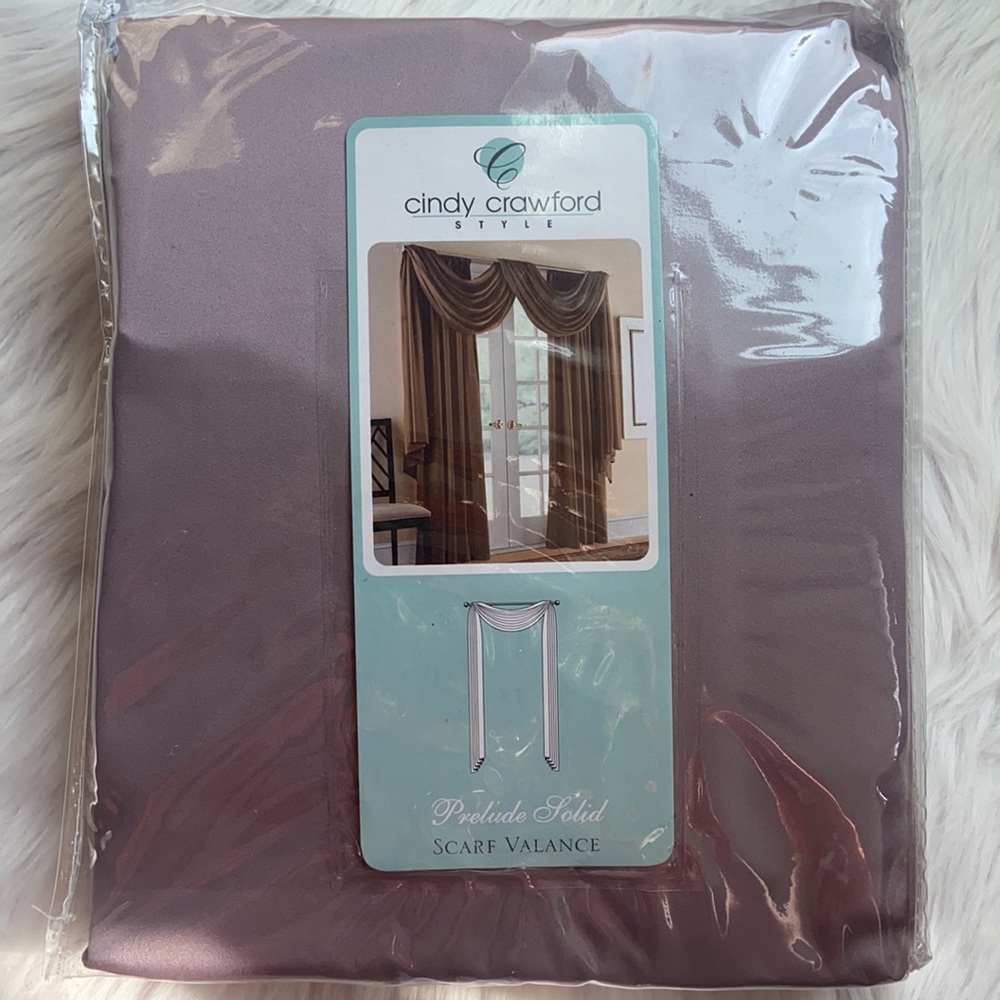 Cindy Crawford Style Prelude Solid Scarf Valance